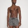 Versace Swimming Shorts - Nero/Bianco -Stock X 5002ec771d744fa3a10954628aaed139