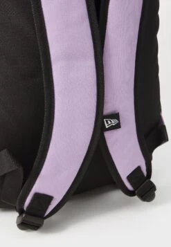 NEW ERA MLB NEW YORK YANKEES APPLIQUE DELAWARE BAG - Rucksack - Lilac -Stock X 502e29c76dcc4fca89ddf57d832cc2e3