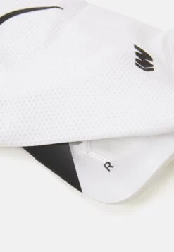 Nike Performance Mercurial Lite Unisex - Shin Pads - White/Black -Stock X 505b3daadc8d416e9f970c5cfb92e20b