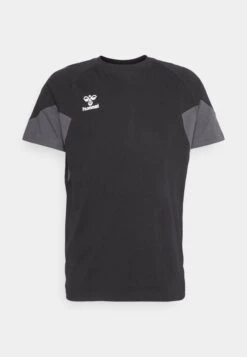 Hummel Travel - Print T-Shirt - Black -Stock X 522de4f22e1940b2b6336d9828581712