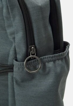 Under Armour Project Rock Brahma - Sports Bag - Black/Black /Pitch Gray -Stock X 52d29cf567c14990a96d93334538aab5