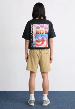 Nike Sportswear TECH - Shorts - Parachute Beige 10 Nike Sportswear TECH - Shorts - Parachute Beige -Stock X 5339c494269e432ea777443e3fdcceed