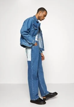 Karl Lagerfeld Jeans Archive Relaxed - Straight Leg Jeans - Saturated Mid Blue -Stock X 5382d5b62778477f86c41f47424f1092