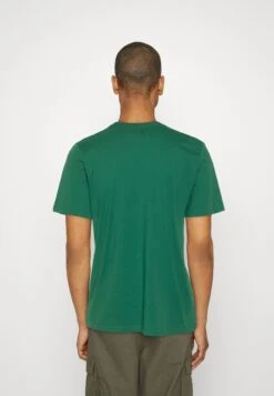 Jack & Jones Jcomarina Tee Crew Neck - Print T-Shirt - Verdant Green -Stock X 53c325c5794e412bb6bfcc9ec88cdf33