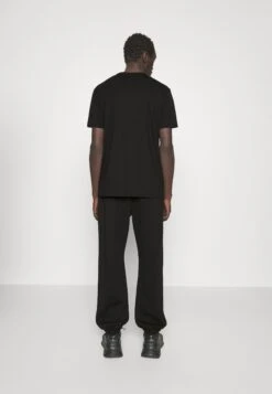 Iceberg Pantalone - Tracksuit Bottoms - Nero -Stock X 54bc359a91e94d43bbe3fe3844e8a6c5