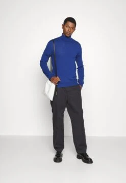 J.Lindeberg Turtleneck - Jumper - Navy Peony -Stock X 55965172e6d74a4bbb0e8b0ce0a830c6