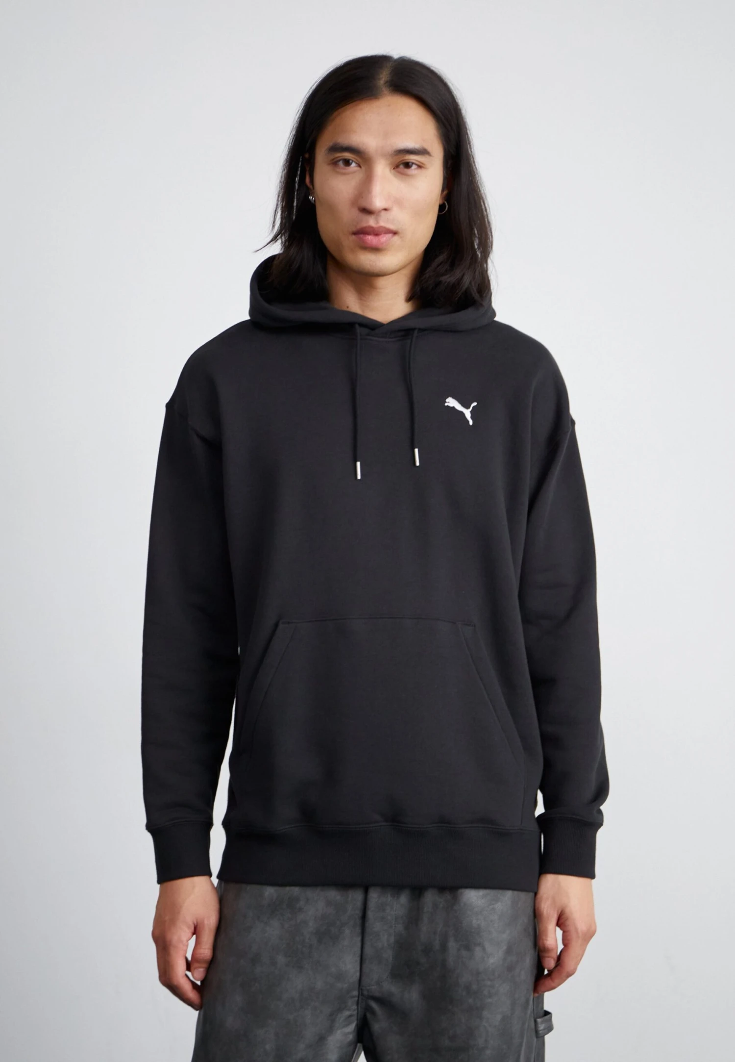 Puma WARDROBE ESS - Sweatshirt - Black 3 Puma WARDROBE ESS - Sweatshirt - Black