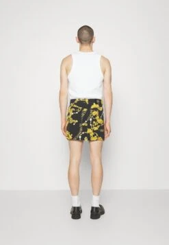 Emblem Foil - Denim Shorts - Black -Stock X 5662f9ad3f054f99bdc35c6062b51adc