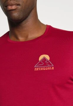 Patagonia Cap Cool Daily Graphic - Long Sleeved Top - Slow Going/Wax Red -Stock X 56665591e61649b38960197337cf0a7a