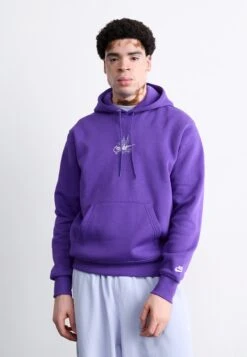 Nike Sportswear CLUB RUN REISSUE - Sweatshirt - Wild Grape/ghost -Stock X 56846c6c7f044120a13453e71672b05f