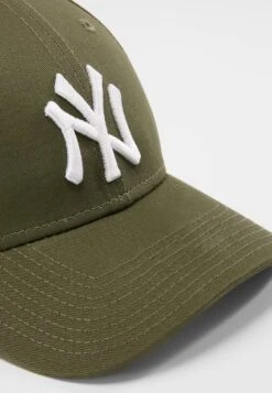 NEW ERA 9Forty League Essential - Cap - Dark Green -Stock X 56da1c11b11d4764b22bfc7cc875c0e5