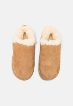 Ugg ANDERS - Slip-ons - Chestnut -Stock X 56f80997109d4e5d9a806eb26aea003e
