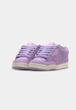 Globe FUSION - Skate Shoes - Lilac/cream -Stock X 5708ce32ba944e3ba929f33d187141dc