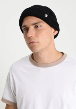 Obey Clothing Micro Beanie Unisex - Beanie - Black 8 Obey Clothing Micro Beanie Unisex - Beanie - Black -Stock X 57561dd953004165800160c50d80dd7c