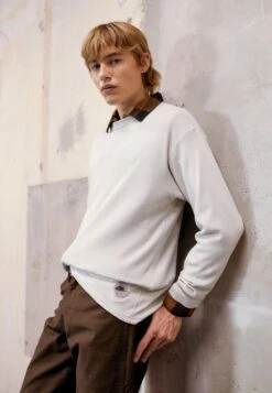 Nike Sportswear Tee - Long Sleeved Top - Light Bone