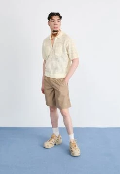 Stock X -Stock X 59ea04714afb4bcab87c2117f0a67360