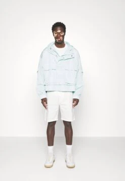 Mens Jumper - Windbreaker - Blue 13 Mens Jumper - Windbreaker - Blue -Stock X 5a286311ae19461e96cad12e9da16f99