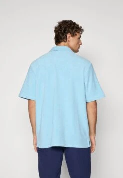 BOSCO BUTTON UP - Print T-shirt - Light Blue -Stock X 5a2a00944a2240d4ba65cd62000d6d01