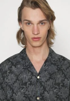 Selected Homme Shirt Aop - Shirt - Black -Stock X 5c000dd4ebaf4707b2e5d6063cbe18a6