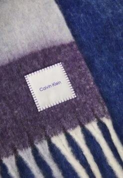 Calvin Klein BRUSHED GRAPHIC PATT - Scarf - Purple Opulence -Stock X 5c7bf387086747ba92e9caa2679175b0
