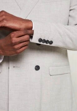 The Fashion Suit Peak- Suit - Grey -Stock X 5cc07ff1fe6f4f55bdb2e793c852b8c7