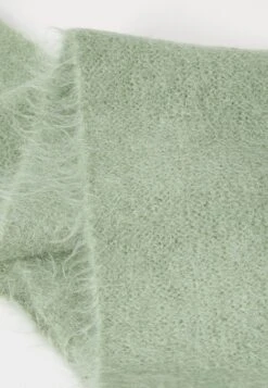 Holzweiler FLUFFY SCARF UNISEX - Scarf - Green -Stock X 5ce1a334fcf2417c8d9c0724fe11c9dc