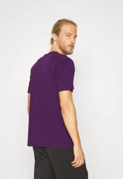 Wood Wood Ace - Print T-Shirt - Purple -Stock X 5d549de4997a4926a06c45eb87d854e2