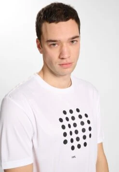 Hummel Court - Print T-Shirt - White -Stock X 5d8a6e8458de4c9daeb05fbd52648ce8