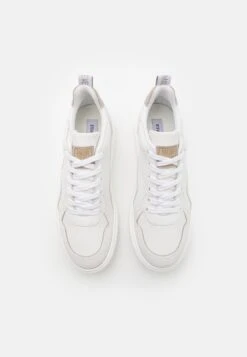 Steve Madden Flo - Trainers - White -Stock X 5e02f6529f434ff1b93b1b02f5dde6c4
