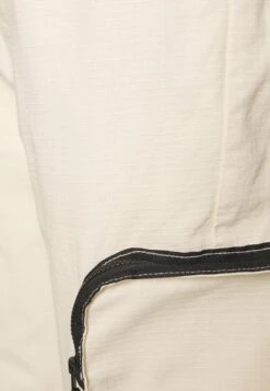 Sean John Script Logo Trackpants - Cargo Trousers - Beige -Stock X 5ee2054f8ece468bbde34380e1d029a0