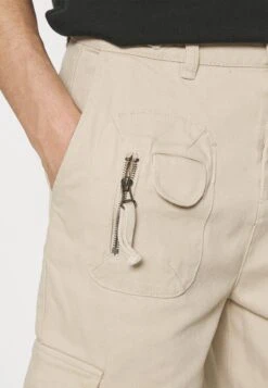 Cargo Pants Unisex - Cargo Trousers - Beige -Stock X 5f42685c768e4dd7bc0e5614c684bf18