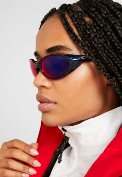 Oakley Eyejacket Redux Unisex - Sunglasses - Dark Blue 10 Oakley Eyejacket Redux Unisex - Sunglasses - Dark Blue -Stock X 5fed82bcbd5546e680811b896b33be86