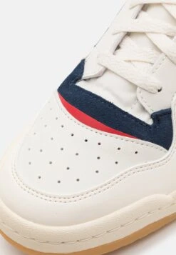 Adidas Originals Forum Exhibit Mid 2 Unisex - High-Top Trainers - White -Stock X 602ad28bc8184d79af7977f73eff8d22