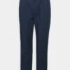 Les Deux Parker Twill Pants - Chinos - Dark Navy -Stock X 60c867b2e5df4b72a9fa013033dc5b97
