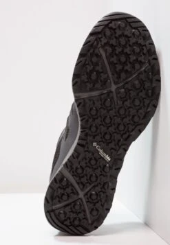 Columbia Vapor Vent - Hiking Shoes - Black/White -Stock X 618358598bc2426793d14fb9a8a2d784