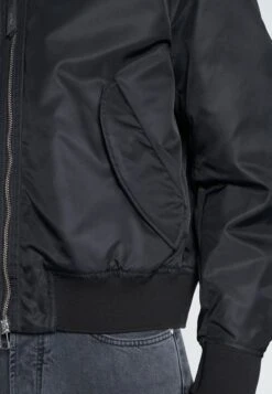 Tiger Of Sweden Martens - Bomber Jacket - Black -Stock X 625fbb2ab841461a85591596b131de74