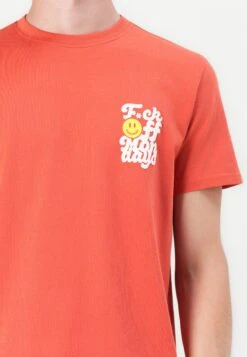 Weekend Offender FOM - Print T-shirt - Sunset -Stock X 6270f09eca8f484fb1fe422f4050dc0b