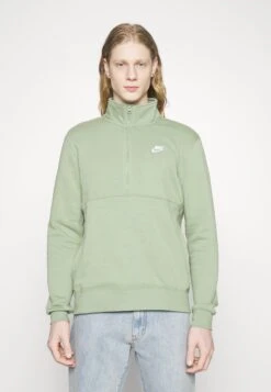 Nike Sportswear M Club Bb Hz- Sweatshirt - Oil Green/White -Stock X 642c77875e1c4c36b2efa85003290bfe