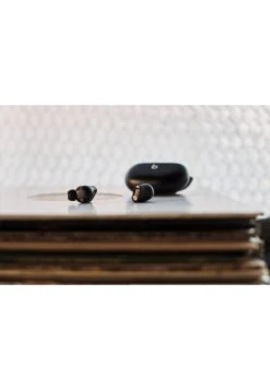 Beats Studio Buds True Wireless Noise Cancelling Earphones- Headphones - Black -Stock X 651303776cc64630a9abc8332a86f5be