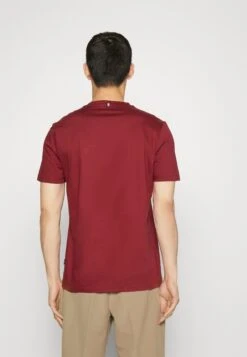 Boss Tessler - Basic T-Shirt - Dark Red -Stock X 65b132d933c14bbaa549aa977d89e97b