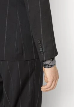 Han Kjøbenhavn Shaped Suit Unisex - Blazer Jacket - Black -Stock X 65de07309279463e8c70e4878a9f108a