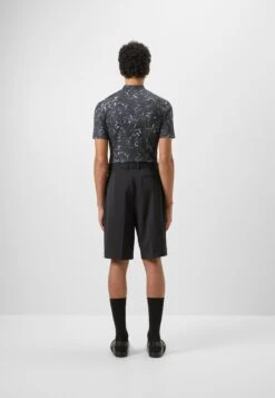 Han Kjøbenhavn Suit Shorts - Shorts - Black -Stock X 65fa0496359c4324a8a1d908198b4f4e