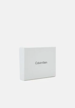 Calvin Klein Warmth Bifold Bill Unisex - Wallet - Black -Stock X 663452e073dd4a398efa48aac8f75537