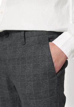 Only & Sons Onsmark Check Pants - Trousers - Rosin -Stock X 6748ef1eba724e0ea6151b4a3b437b6f