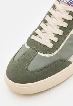 Napapijri Bark - Trainers - Green Lichen 13 Napapijri Bark - Trainers - Green Lichen -Stock X 68741988d55d4582954d04a77a2a2faf