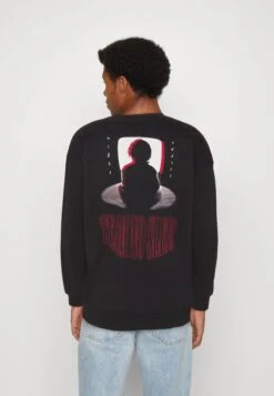 NIGHT ADDICT Sweatshirt - Black -Stock X 68c0c43ec1614f078333ea085dadc503