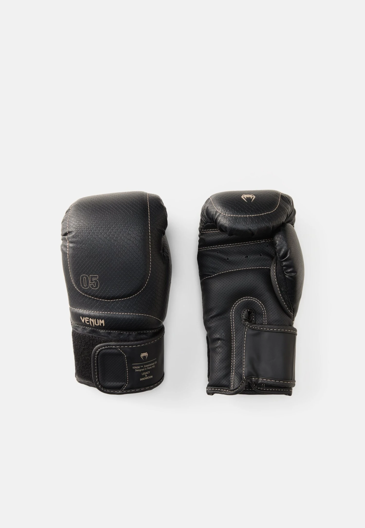 Venum IMPACT EVO SCALES BOXING GLOVES - Boxing Gloves - Ivory 6 Venum IMPACT EVO SCALES BOXING GLOVES - Boxing Gloves - Ivory - Image 4