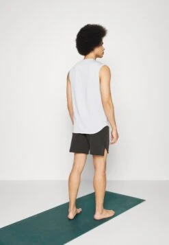 Puma Studio Ultramove- Sports Shorts - Black -Stock X 69638a1da48640b5a796076689870c54