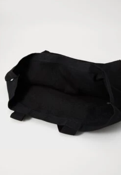 Les Deux SPORTING GOODS TOTE BAG - Tote Bag - Black -Stock X 6a38ad8a5eb844bab15fc62f7263e406