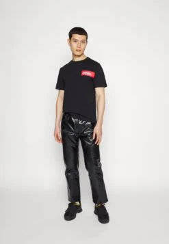 032c Taped- Print T-Shirt - Black -Stock X 6a4b9fd66e144b938443134fdb5eb6df